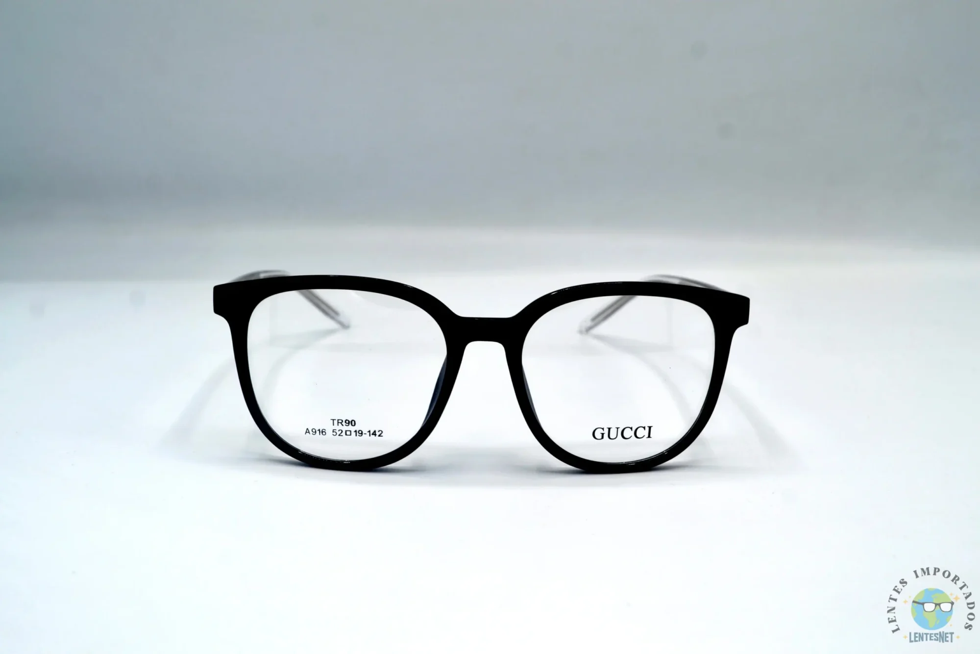 Gucci | Lentes Marca Gucci Color Rojo Transparente A916 C1 | Modelo: Gucci A916 C1 Color: Rojo Transparente